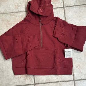 New Lululemon Scuba 1/2 zip in mulled wine